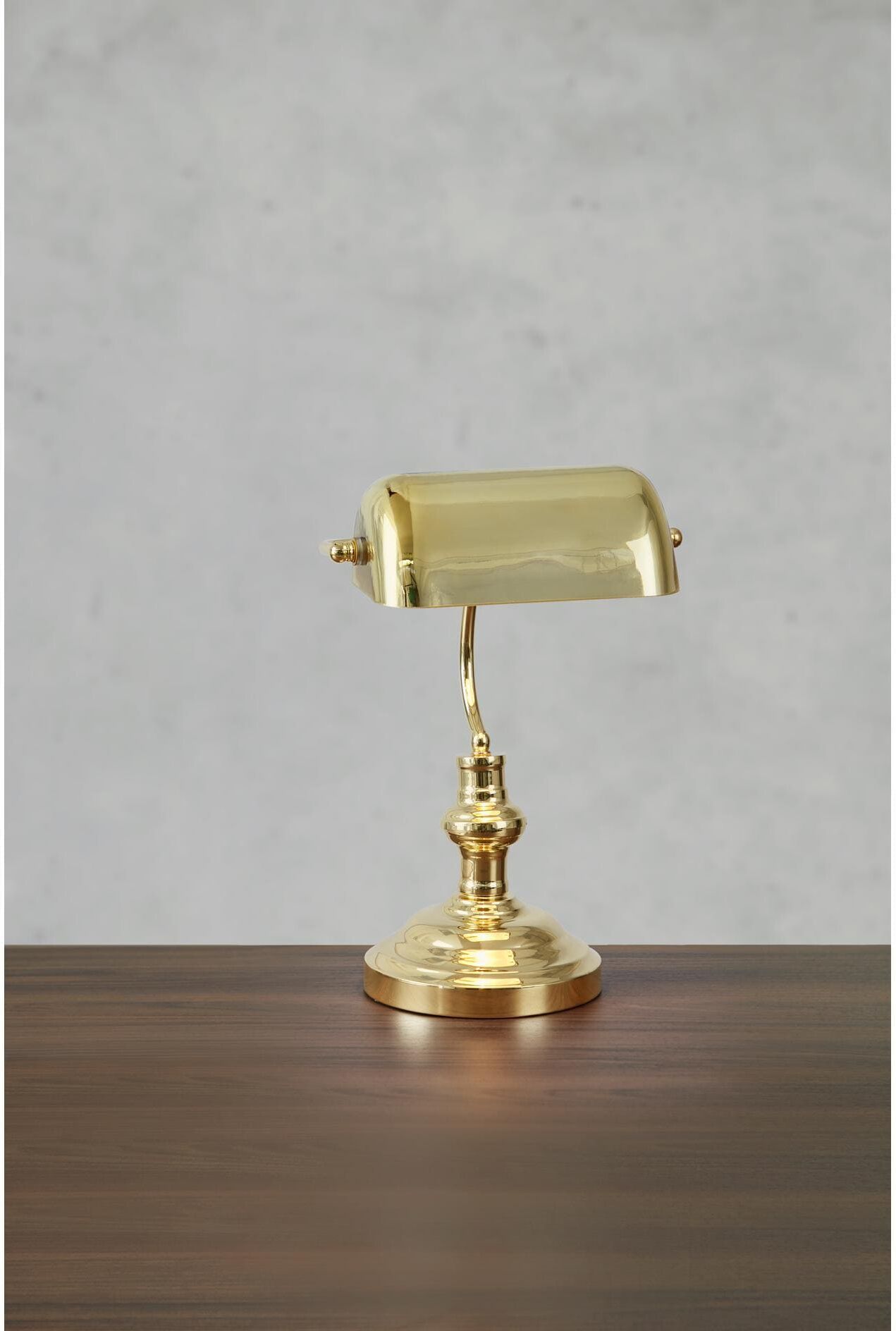 MARKSLÖJD Tischleuchte "Bankers", goldgelb, Ø 18cm H: 42cm, Leuchten, Tischleuchte goldgelb Ø 18cm H: 42cm