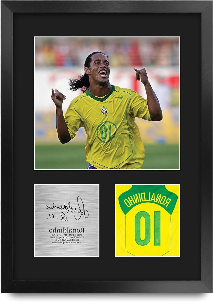 Ronaldinho Gesigneerde Foto - Voetbal Memorabilia Sport Poster met Gedrukte Replica Handtekening - A3 Ingelijst - Zwart