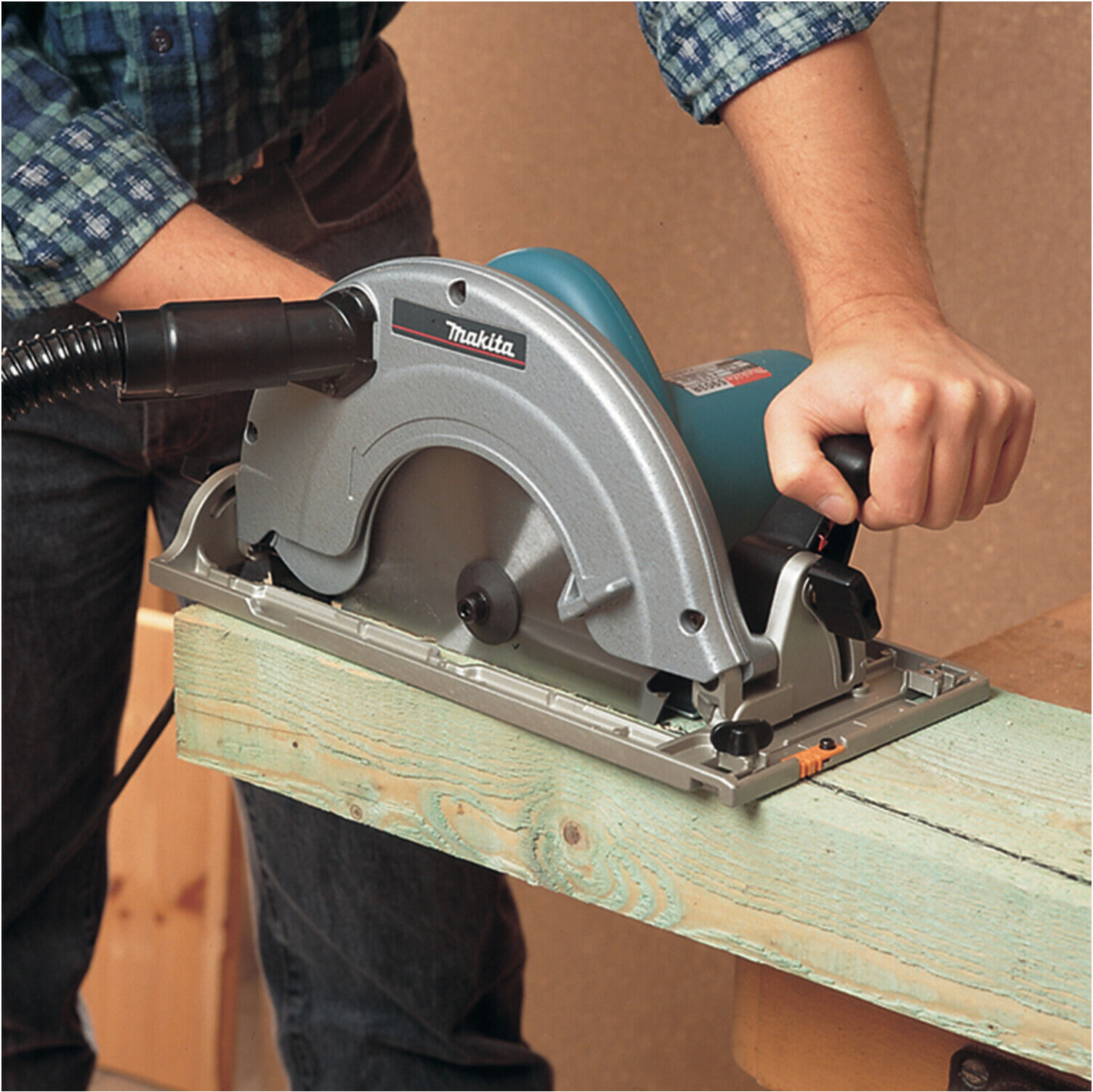 Makita Handkreissäge 5903R)