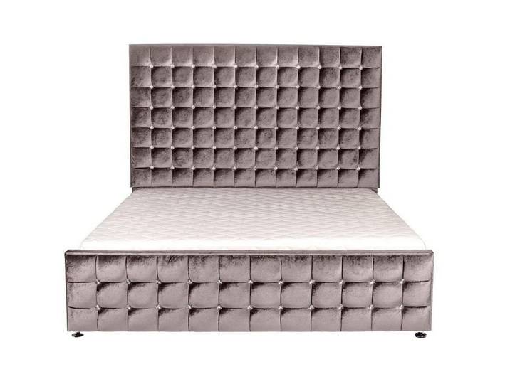Xlmoebel Polsterbett Luxuriöses Polsterbett im Chesterfield-Stil mit edlem Design (Chesterfield bed), Hergestellt in Europa
