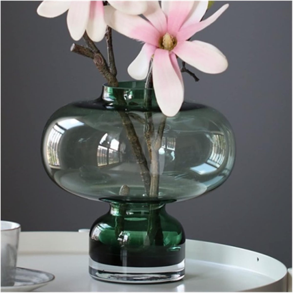 Decoratieve groene glazen vaas voor woonkamerdecoratie