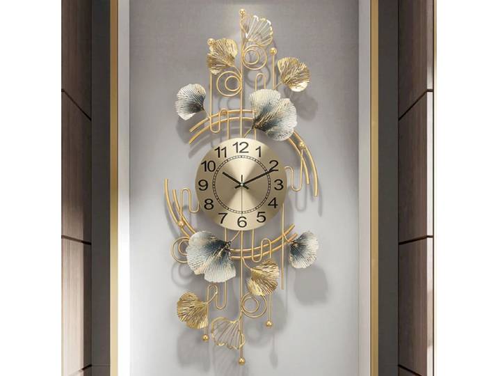 Horloge murale de luxe en métal, feuille de Ginkgo, horloges décoratives à la mode, décoration de maison, salon, porche, pendentif, montres à Quartz silencieuses