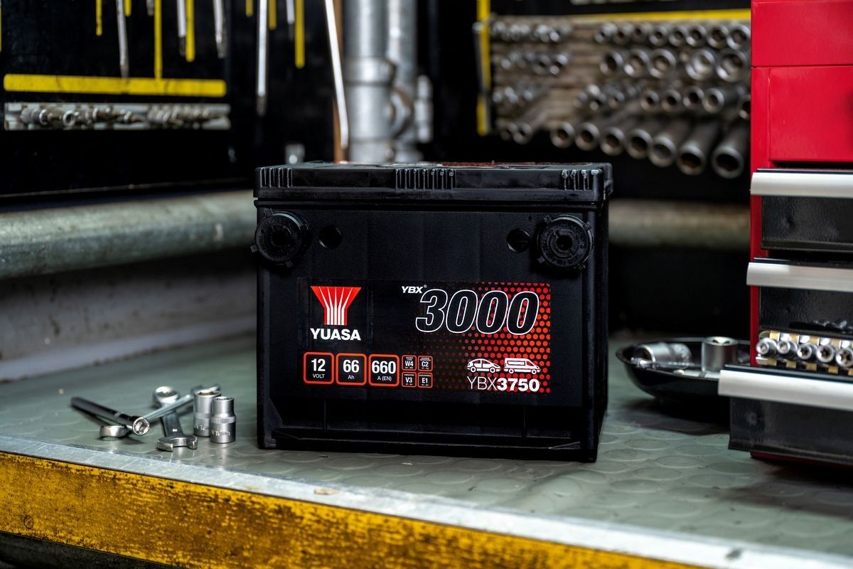 YUASA YBX3750 Batterie