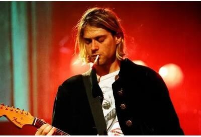 Inspired Living Kurt Cobain Poster Vintage Music Wall Art Canvas For Rock Room Decor 40x60cm No Frame k