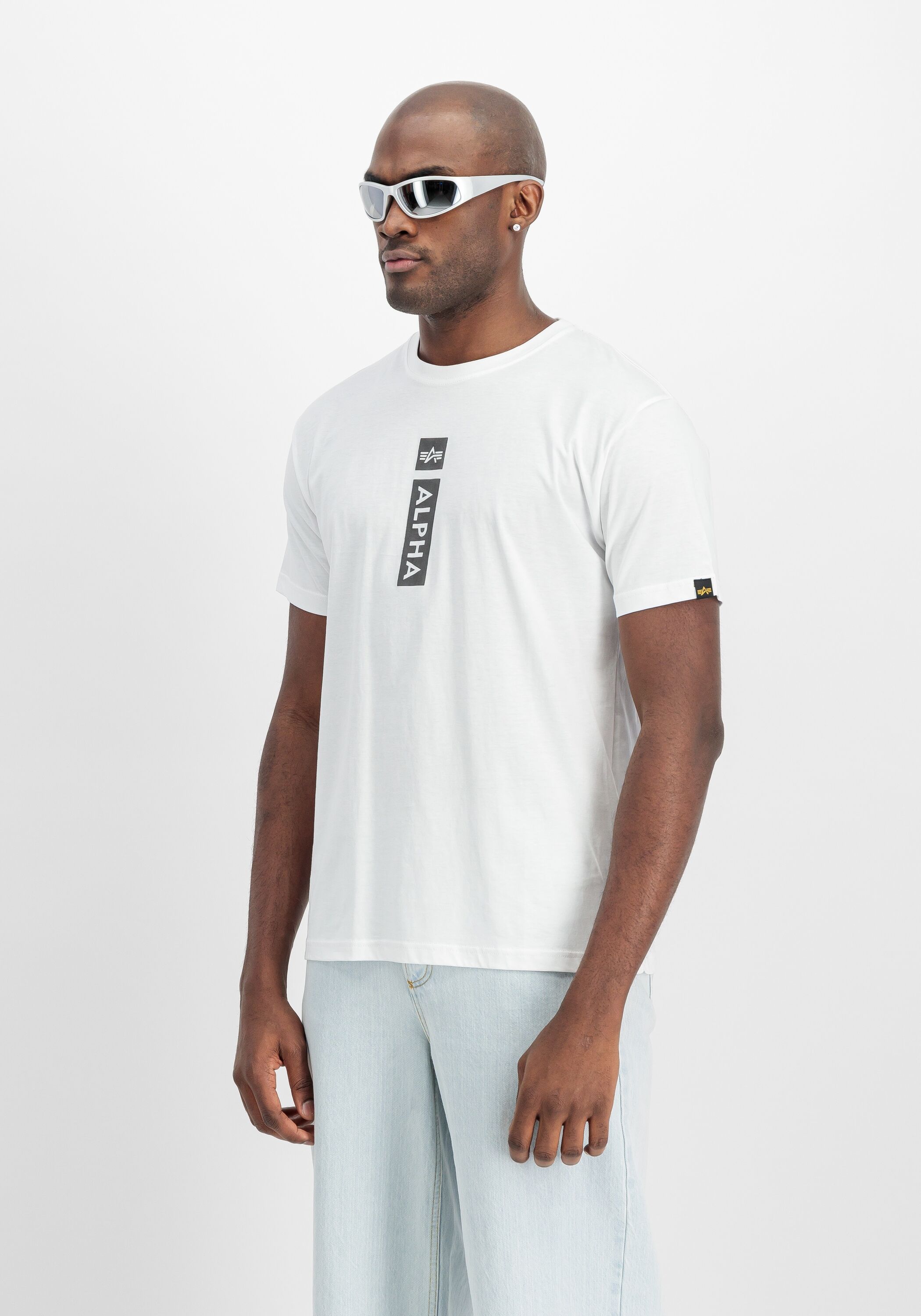 T-Shirt ALPHA INDUSTRIES "Alpha Puff Print T-Shirt", Herren, Gr. L, weiss (weiß), Obermaterial: 100% Baumwolle, Shirts T-Shirt weiß L