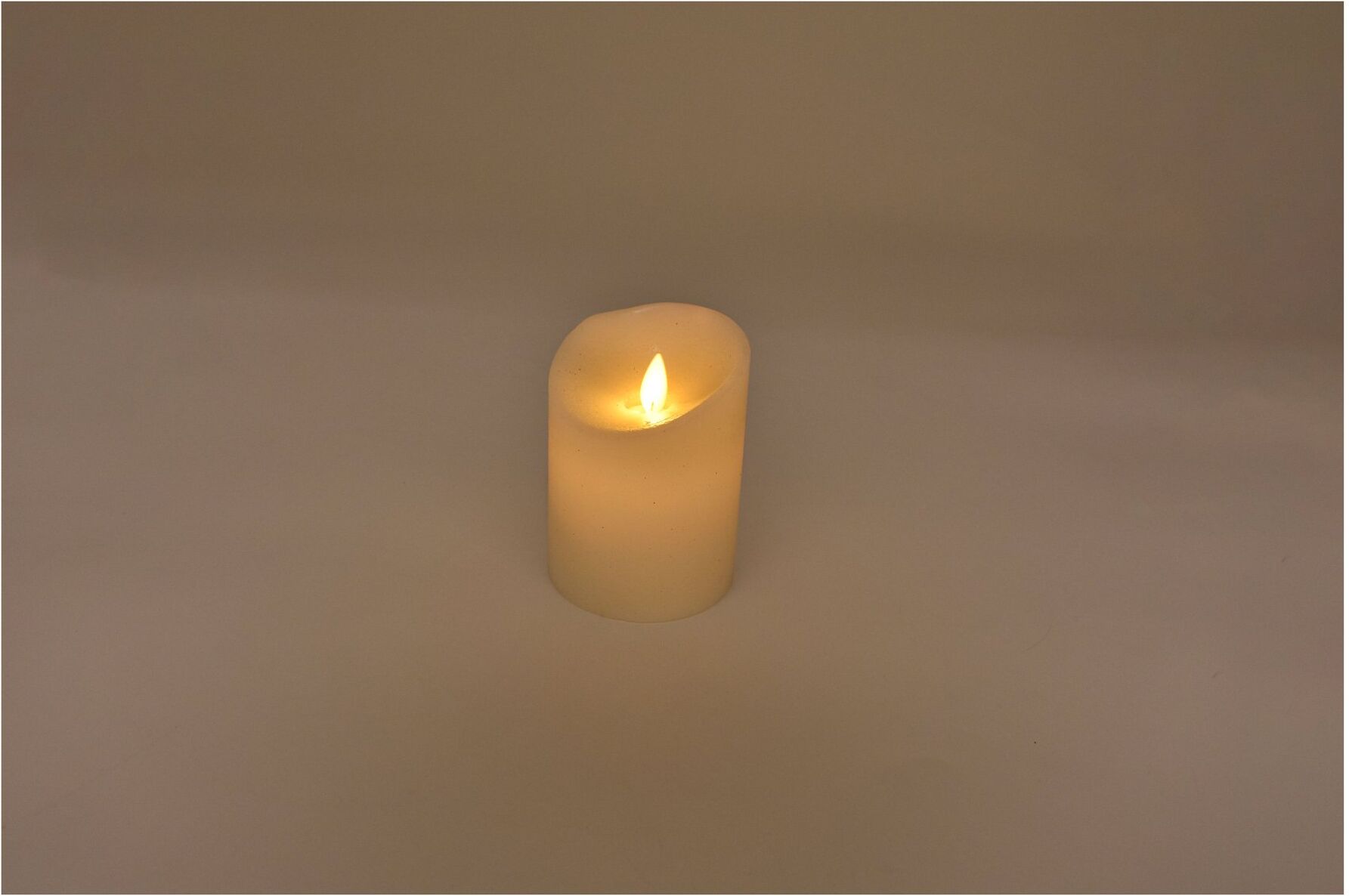 Candela led Pre Qu' Italia D2222 effetto fiamma con timer Avorio