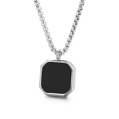 Schwarze Herren-Halskette mit quadratischem Anhänger aus Edelstahl – minimalistisches, geometrisches Ketten-Schmuckstück in Gold, Silber und Schwarz, modisches Accessoire für Alltag, Business Casual und Urlaub