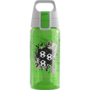 SIGG Trinkflasche Viva One Football, kohlensäuregeeignet, aus Kunststoff, grün, Klappdeckel mit Druckknopf, 500 ml