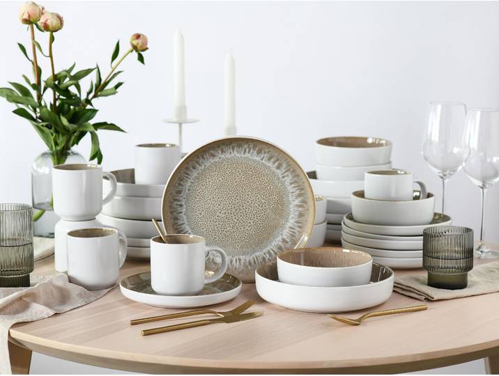 Kombiservice OTTO HOME Geschirr-Set, Service NOVALEE aus Steinzeug, 30 Teile für 6 Personen , weiß, sand, 30 Stk., Steinzeug, Geschirr-Sets, Kombiservice, hohe Haltbarkeit, spülmaschinen- & mikrowellengeeignet, Reaktivglasur