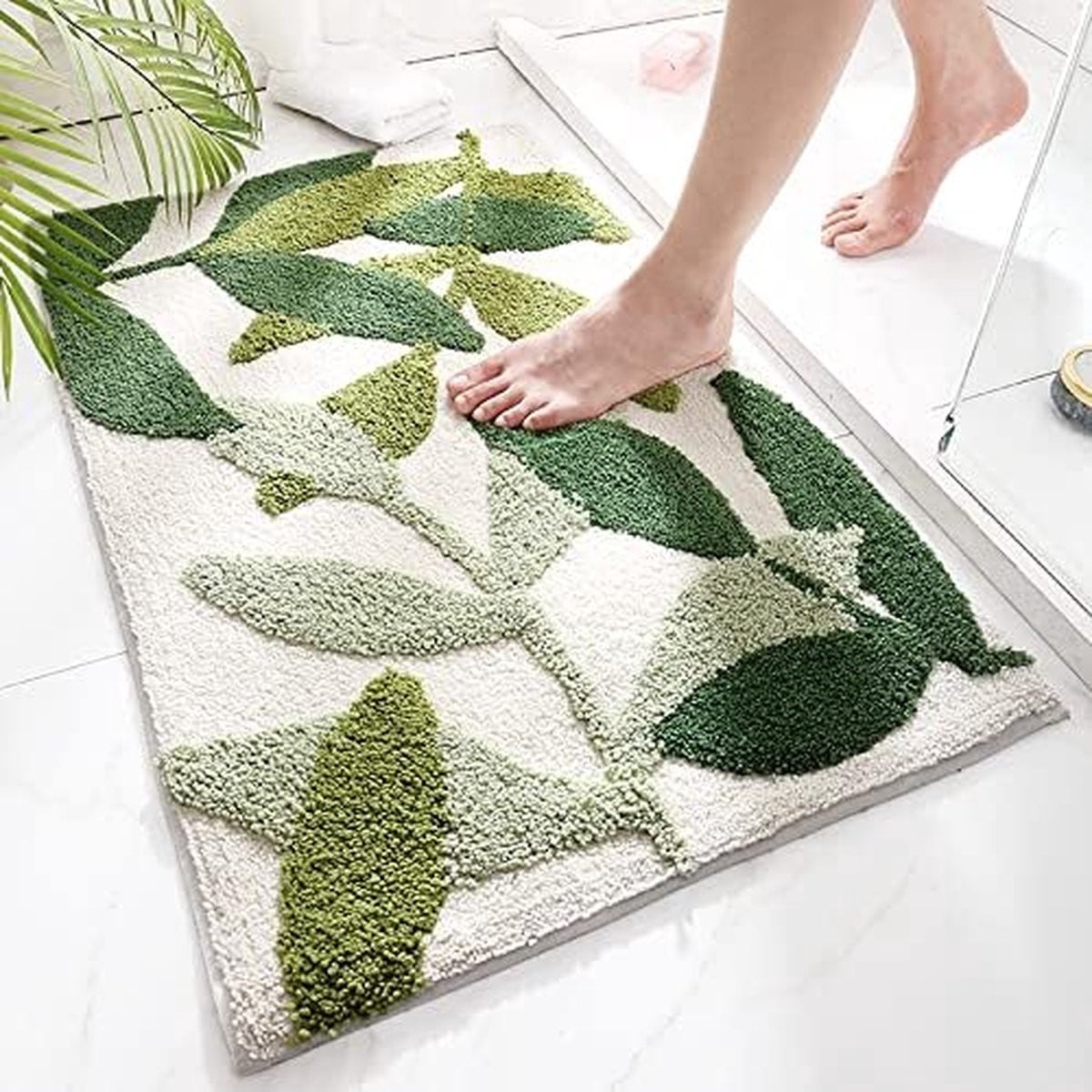 Antislip badmat met groene bladeren, 50 x 80 cm, waterabsorberend en machinewasbaar