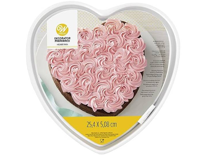 Wilton Decorator Preferred Heart Cake Pan 25 x 5 cm