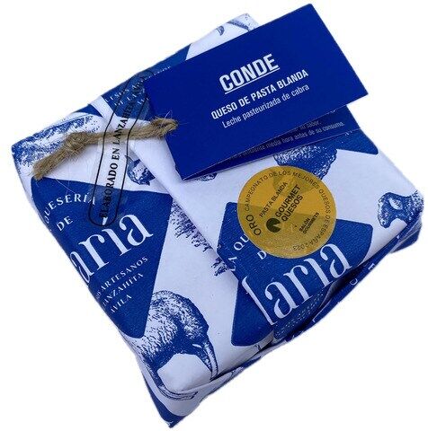 Conde Queso de cabra de pasta blanda .