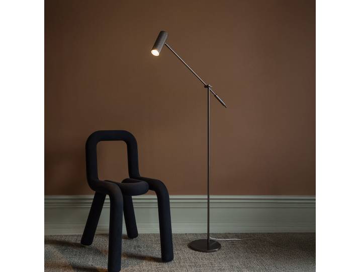 Hubble Read Stehleuchte bronze Metall - Globen Lighting - Wohnzimmer - Skandinavisch - Einflammig