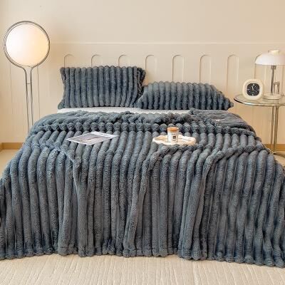 Discount Dollar Deals Solid Thickened Wide Striped Flannel Blanket, Multifunctional Bed Sheet Cover, Sofa Nap Blanket, Comfortable Throw cream l