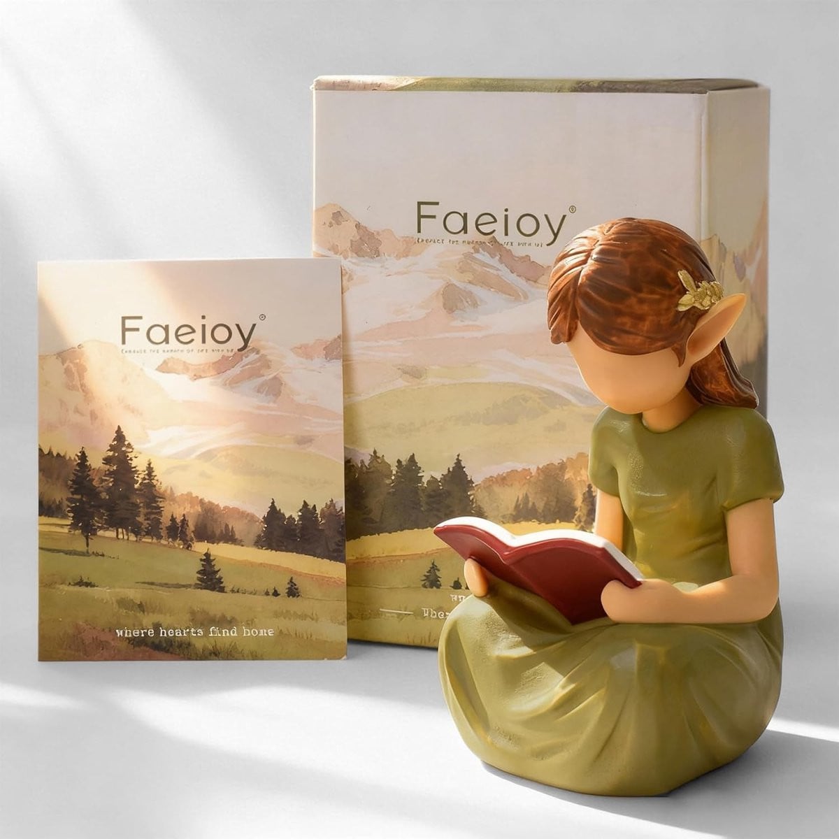 Decoratieve Boekenkast met Fee Figuren voor Interieurstyling