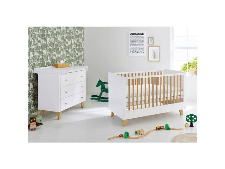 Pinolino Babyzimmer Pinolino Pan, Weiß, Eiche, 3 Schublade(n) Schubladen, zum Juniorbett umbaubar, höhenverstellbar, Sprossen mit Normabstand, Aufbauanleitung im Karton, Lattenrost inklusive, Schlupfsprossen, Babymöbel, Babyzimmer-Sets