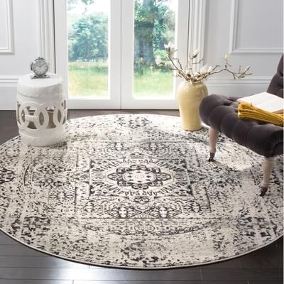 SAFAVIEH Evoke Deb Vintage Boho Medallion Distressed Rug