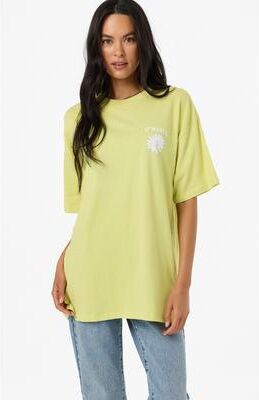 O'Neill s Heritage Daisy Oversized T-Shirt in Celery, Size XL