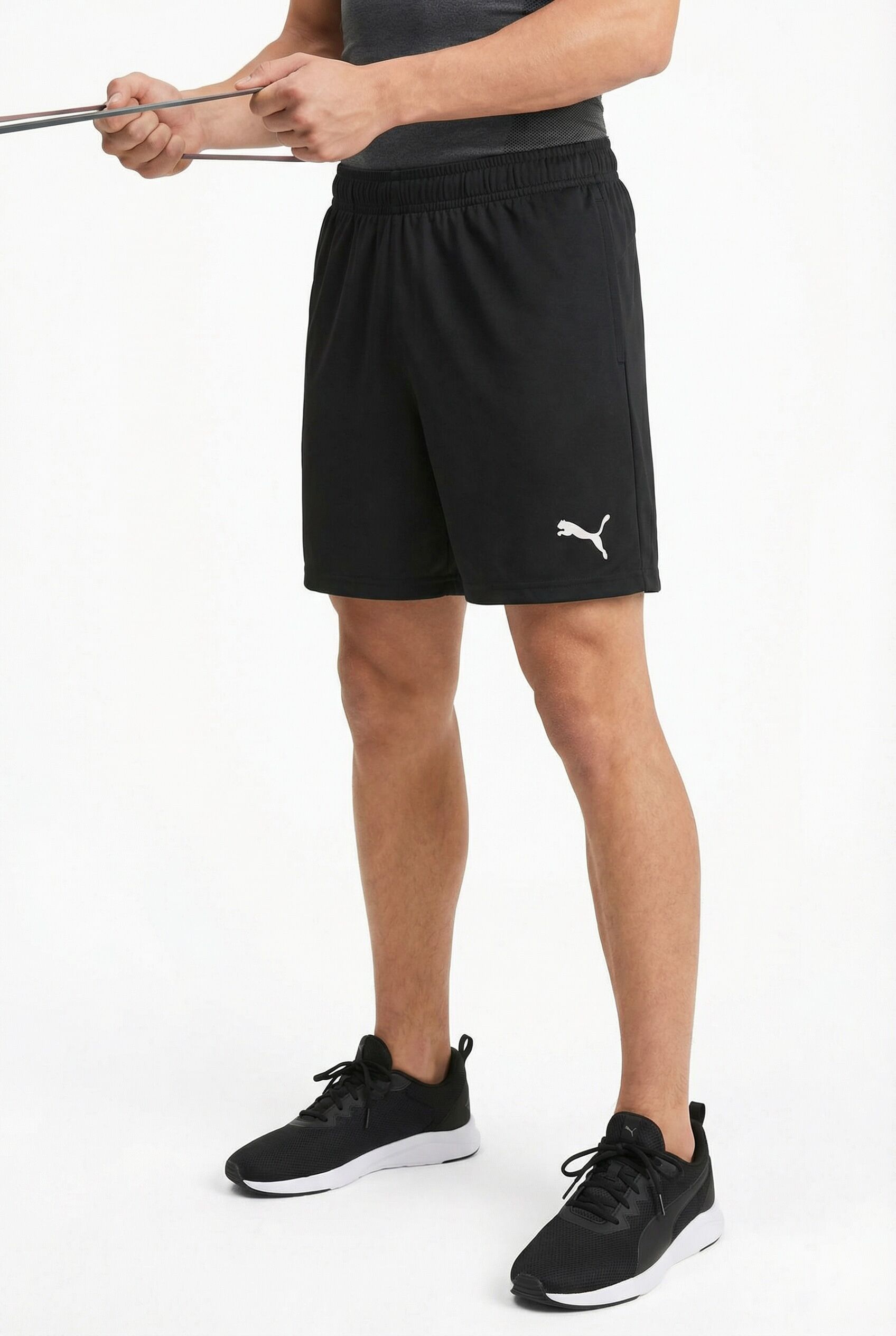 Trainingsshorts PUMA "TEAMRISE TRAINING SHORTS JR", Damen, Gr. 128, N-Gr, schwarz-weiss (puma schwarz, puma weiß), Interlock, Obermaterial: 100% Polyester, unifarben, regular fit kniebedeckend, Hosen Trainingsshorts, aus Interlock-Material, mit Reissversc