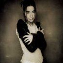 Bjork - Human Behaviour - Preis vom 09.10.2026 07:28:09 h
