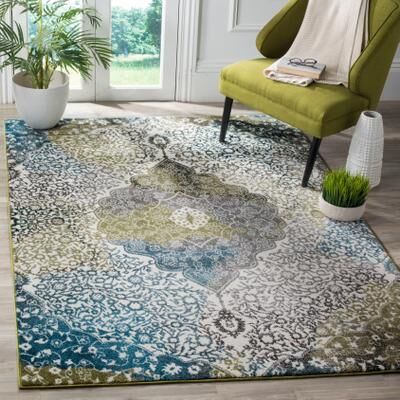 SAFAVIEH Watercolor Agafia Medallion Rug