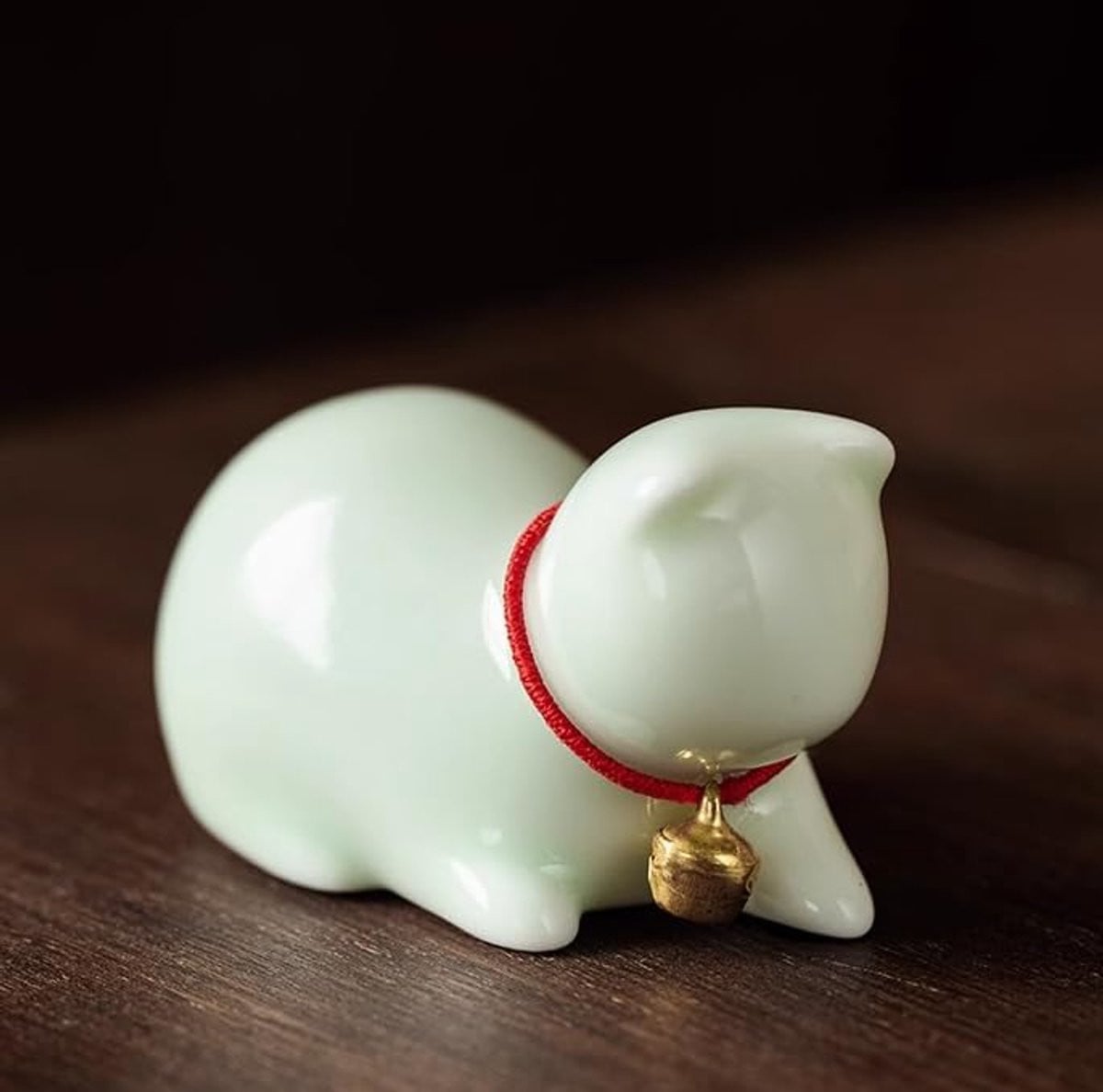 Handgemaakt keramiek ornament kat voor bureau decoratie - 5 x 3 x 3 cm