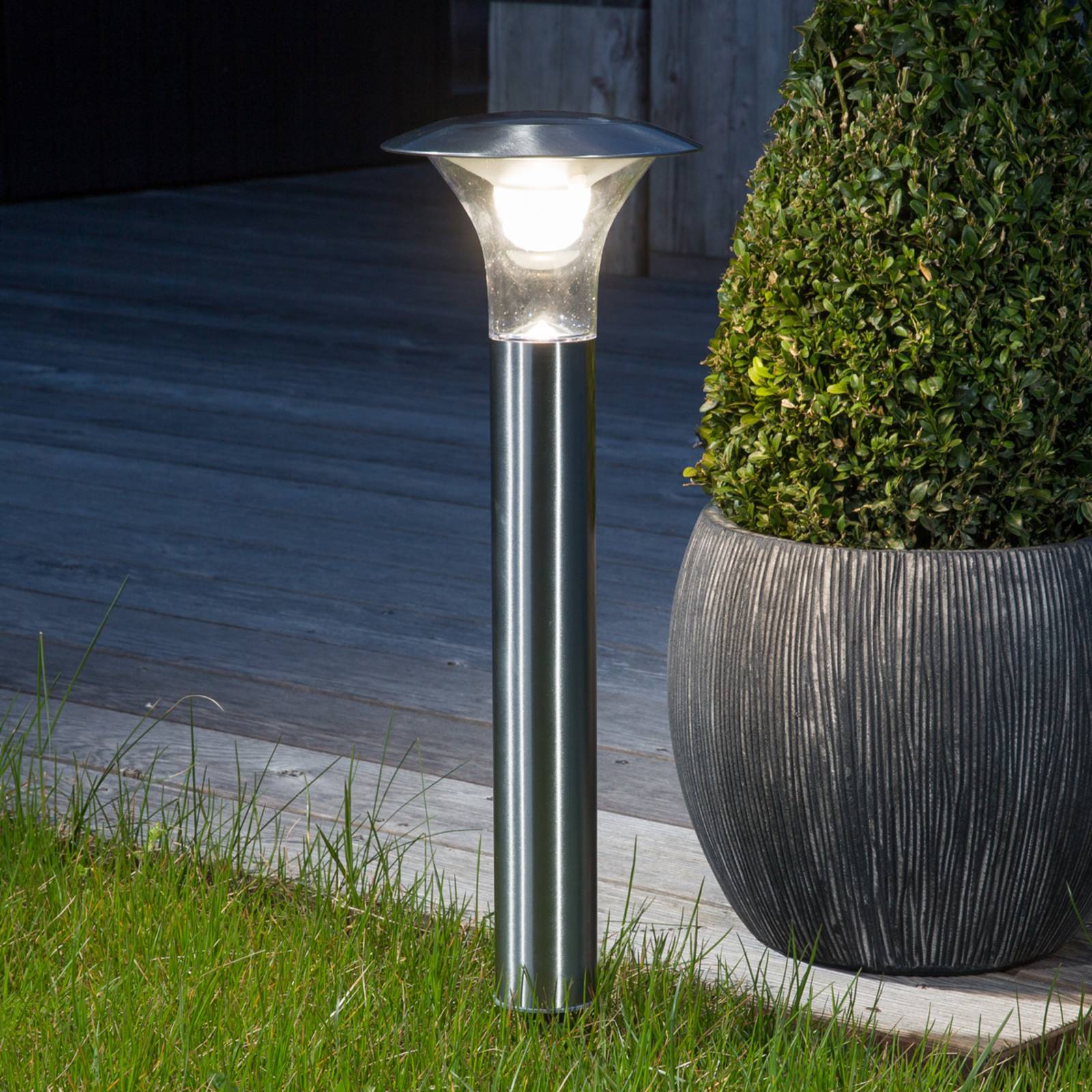 Lindby Solar-LED-Erdspießleuchte Jolin, 66 cm, Edelstahl JOLIN, alu / grau / zink, Edelstahl, Modern, Solarleuchten