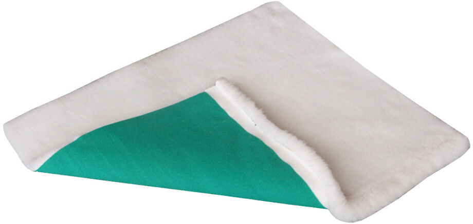 Vet Fleece Bedding   Vet Bed Original Greenback   Fleece Pet Bed White 3cm H x 300cm W x 76cm D