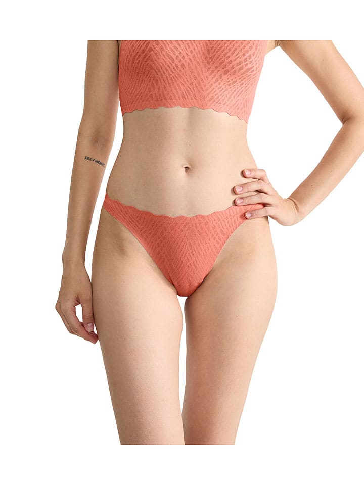 Sloggi String ''Zero Feel'' in Apricot - M