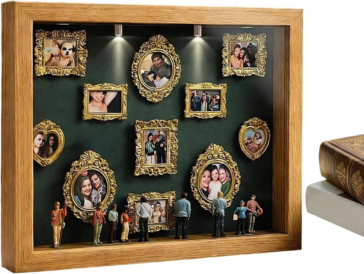 Vitrinekast Zelfbouw Miniatuur Museum met 11 Fotolijstjes - Houtkleur - B: 22,7 cm, D: 31,4 cm