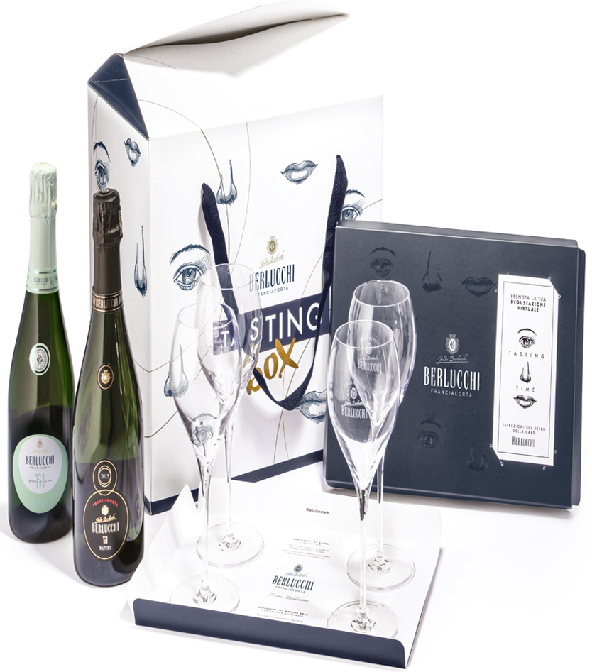Berlucchi Tasting Box: 61 Nature - 61 Satèn - 4 Flute - 1 Virtual Tasting Berlucch