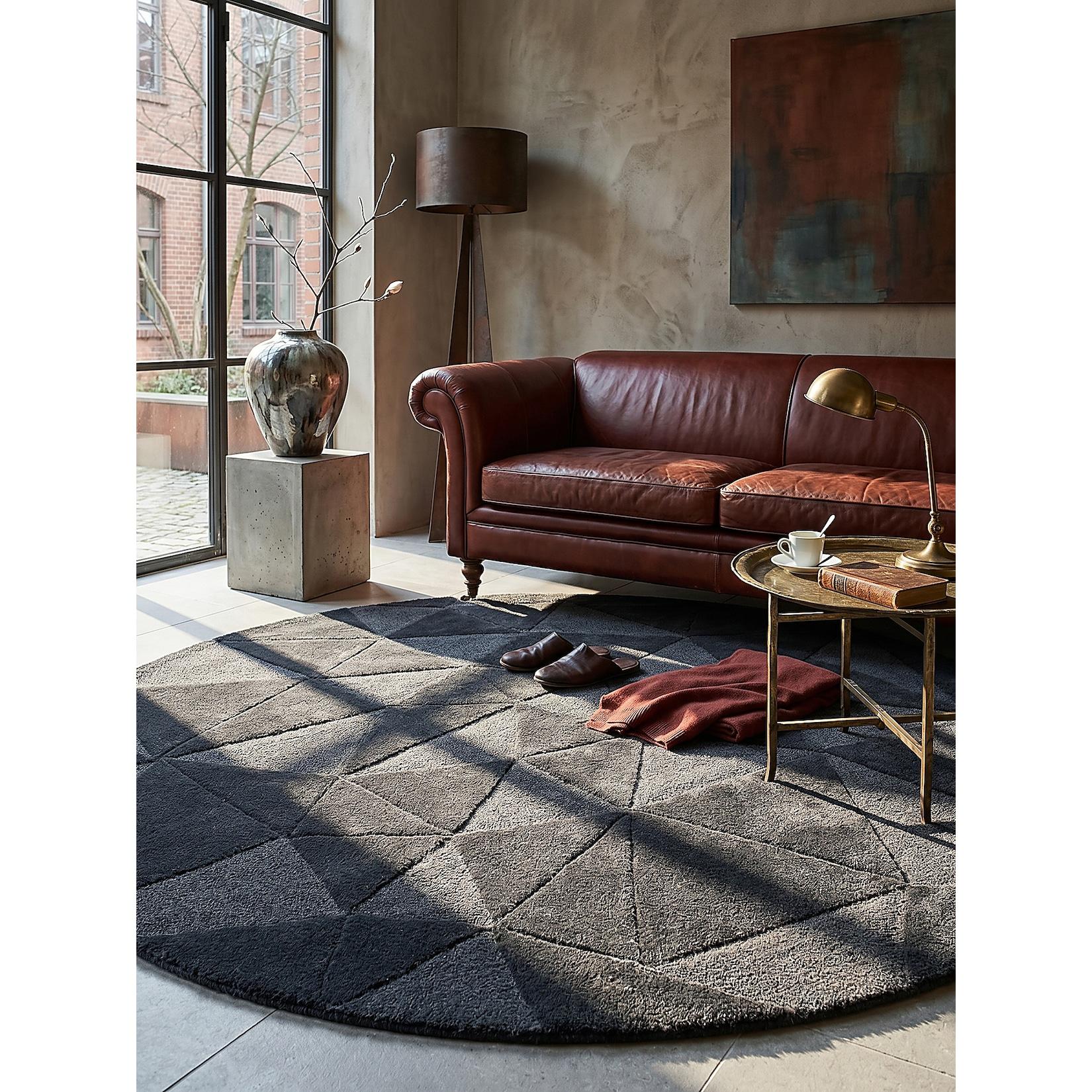 Wollteppich geometrisch Anthrazit Ø160 cm - DEBEN Kadima Design