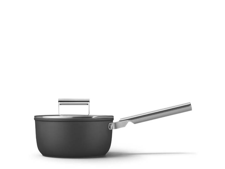 Casserole 20cm noir avec couvercle smeg