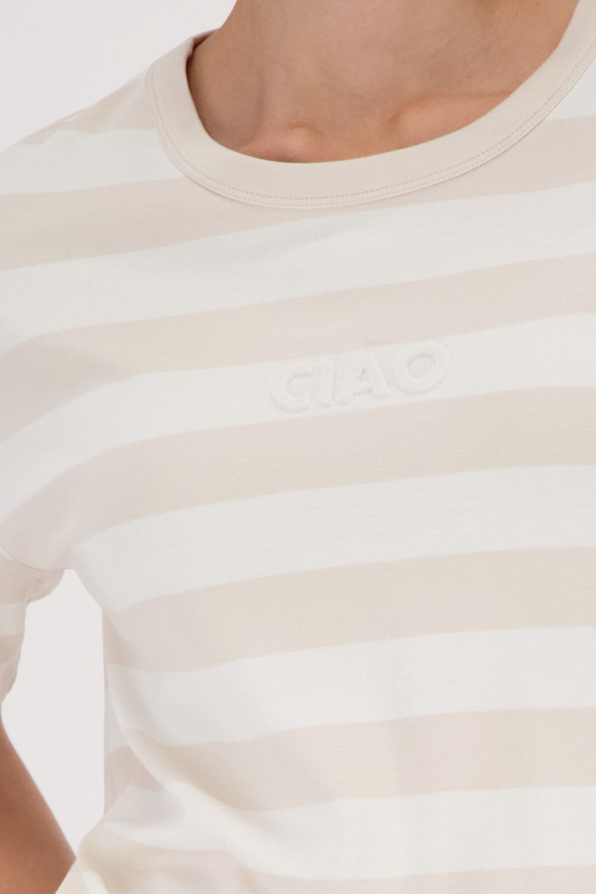Sweatshirt MONARI "Sweatshirt Basic Ringel", Damen, Gr. 44, beige (beige ger), Sweatware, Obermaterial: 83% Viskose, 14% Polyester, 3% Elasthan, geringelt, regular fit taillenbedeckt, Rundhals, eingesetzt abgesteppte Kante, Sweatshirts Sweatshirt, Regular