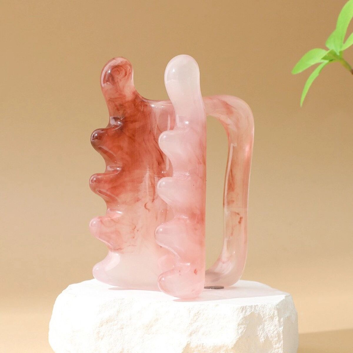 INF Schulter-, Nacken- und Rücken Doppel-Push Massagegerät – Harz Gua Sha mit ergonomischem Griff und abgerundeten/breiten Rosa