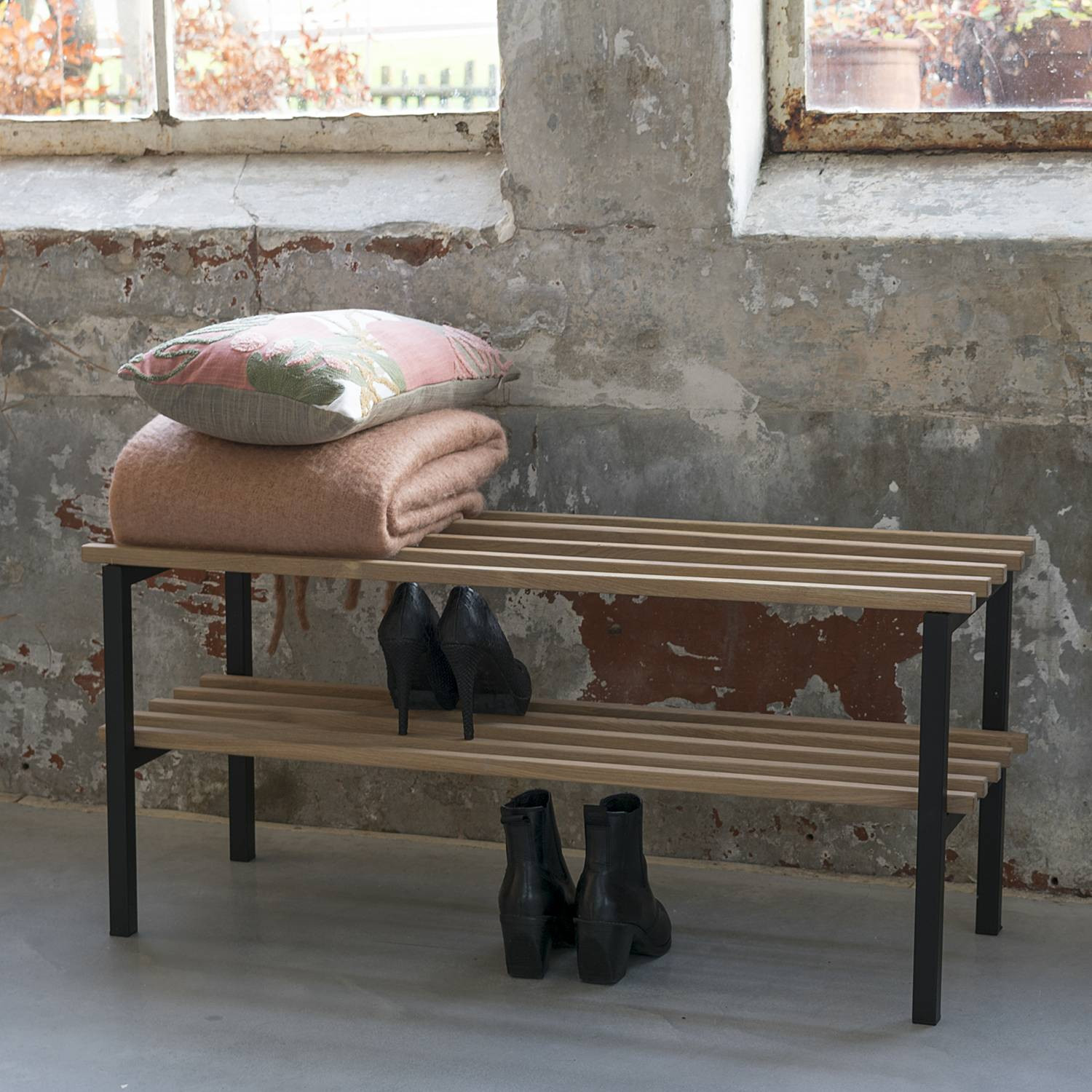 home24 Garderobebank Rizzoli zwart B: 100 cm, D: 45 cm, H: 34 cm