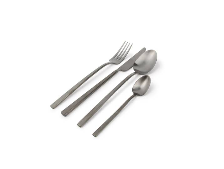 Ménagère en métal de noir en métaux set 16