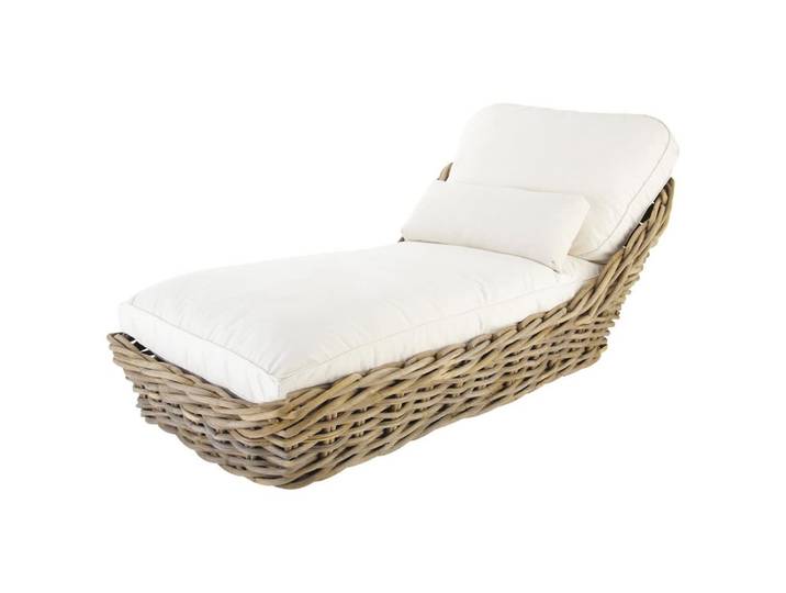 Garten-Chaiselongue aus Rattan mit ecrufarbenem Kissen