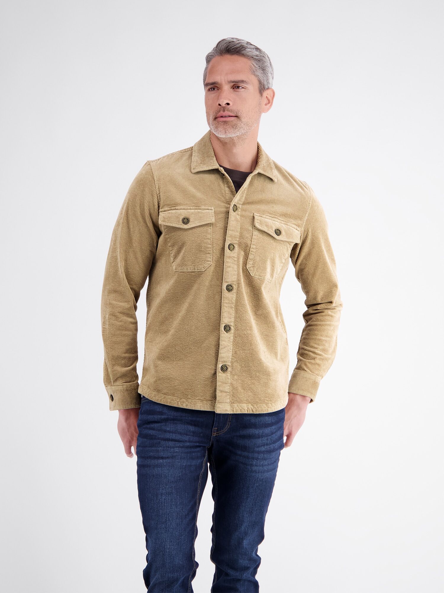 Langarmhemd LERROS "Maskulines Herrenhemd aus Cord mit Stretchanteil", Herren, Gr. M, Normalgrößen, beige (gravel beige), 98% Baumwolle, 2% Elasthan, Hemden Langarmhemd