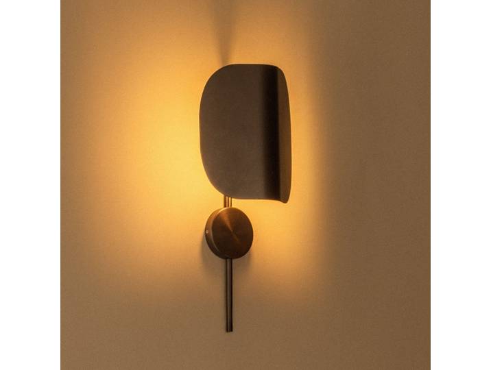 Wing Wandlampe, bronze, 47 cm, Stecker, verstellbar - Audo Audo Copenhagen - Flurbereich - Design - Aluminium - Einflammig