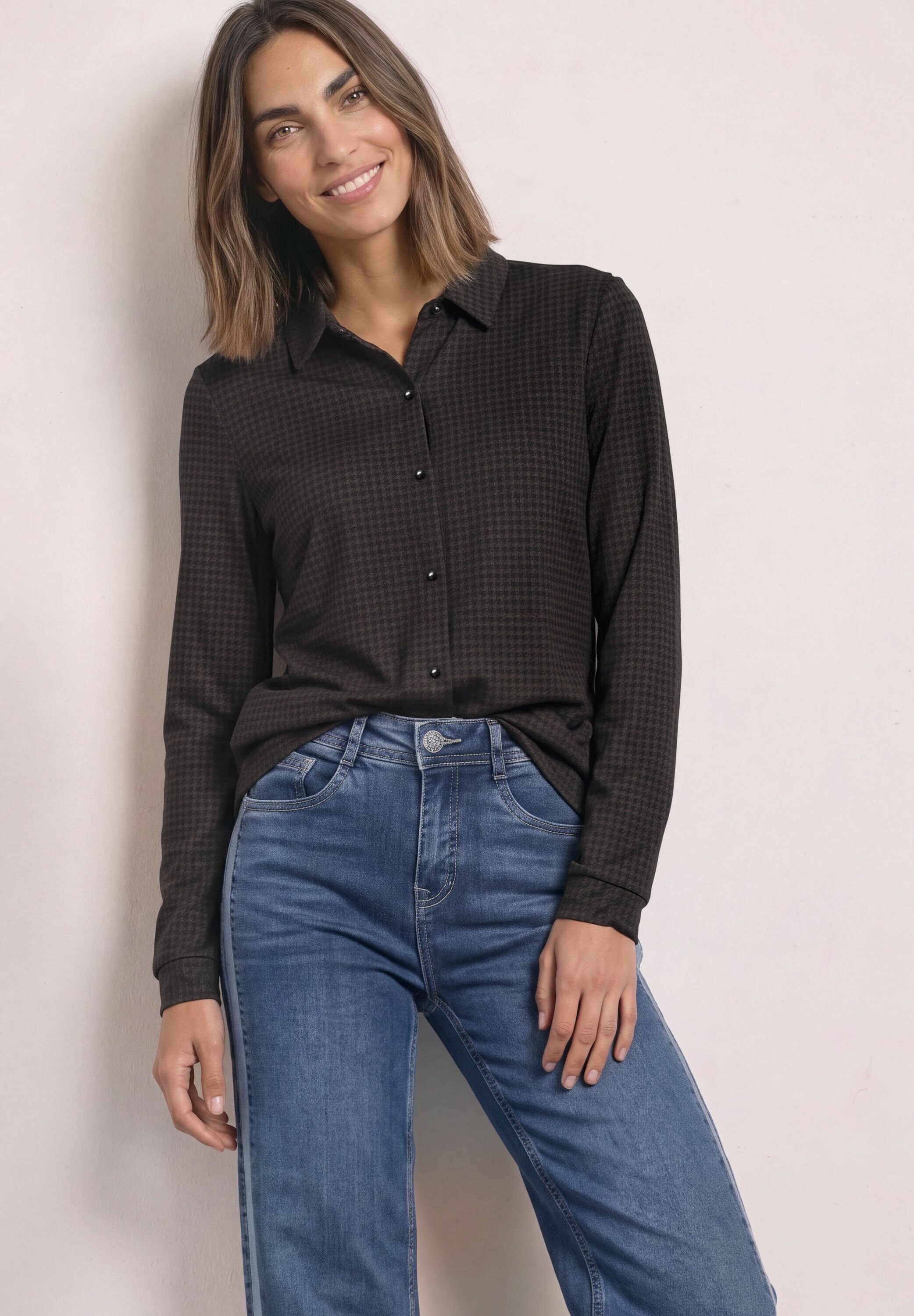 Hemdbluse STREET ONE, Damen, Gr. 34, schwarz coffee, Jersey, Obermaterial: 50% Baumwolle, 50% Modal, gemustert, tailliert hüftbedeckend, Rundhals, abgesteppte Kante, Blusen Hemdbluse, Langarm Jersey Shirt / Hemdbluse gemustert schwarz coffee 34