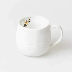 räder Schneetag Tasse Schlittenfahren