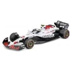 Bburago Formel mit Helm und Kunststoffständer Oracle Red Bull
