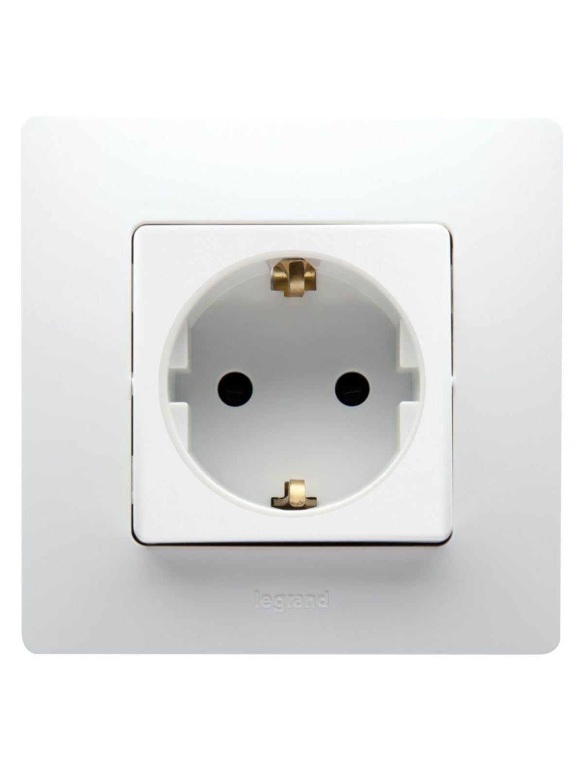 Legrand Niloe 2x2 schuko socket outlet white
