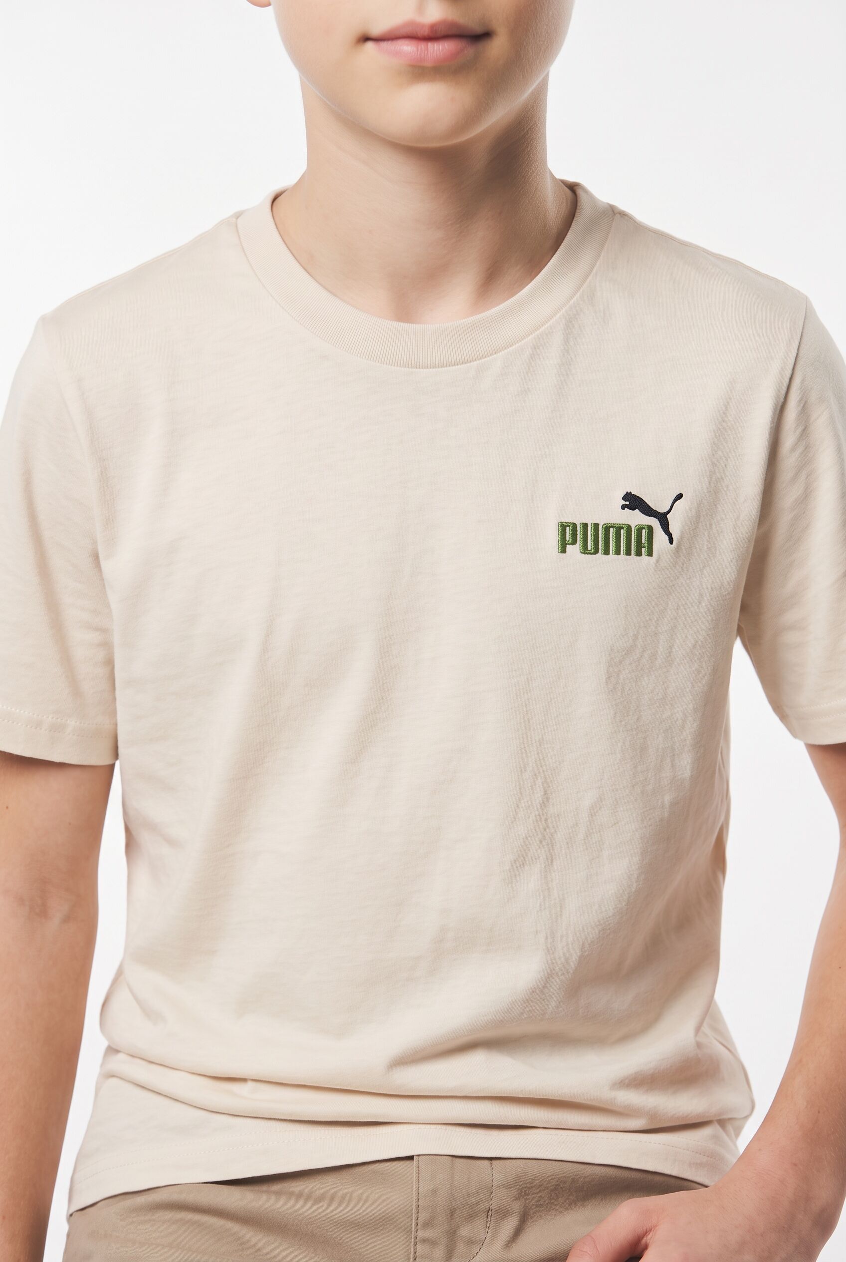 T-Shirt PUMA "ESS 2 COLOR SMALL NO 1 LOGO TEE B", Jungen, Gr. 152, alpine snow, Jersey, Obermaterial: 100% Baumwolle, bedruckt, regular fit normal, Rundhals, Shirts T-Shirt, mit Rundhalsausschnitt, Kurzarm, ohne Kapuze, mit gesticktem Logo alpine snow 152