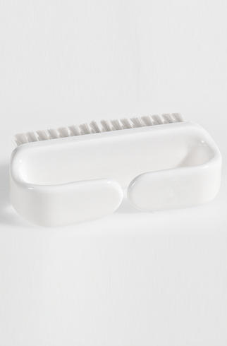 Amoena Soft brush Removes Adhesive Prosthesis