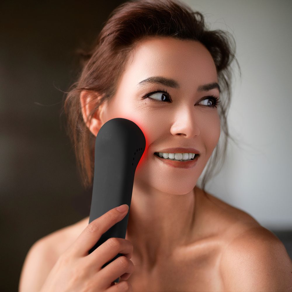 Foreo FAQ 502 Full-Spectrum Red Light Advanced Skin Rejuvenation Device 1&nbsp;un.
