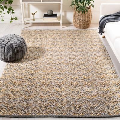 SAFAVIEH Handmade Flatweave Kilim Rejanne Chevron Wool Rug