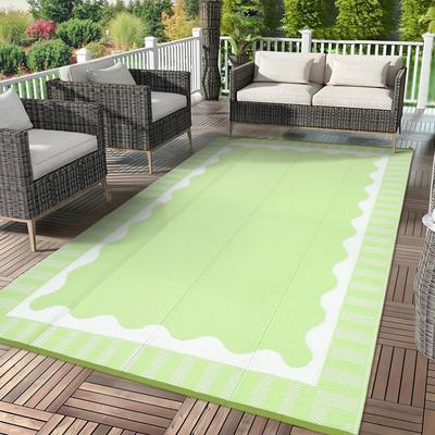 Garvee Scalloped Border Pattern Outdoor Rug