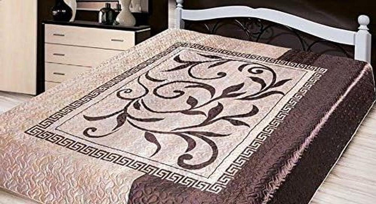 Bedsprei Mokko Zijde Bewerkt Effend - Dekbed Quilt - 230 x 250 cm